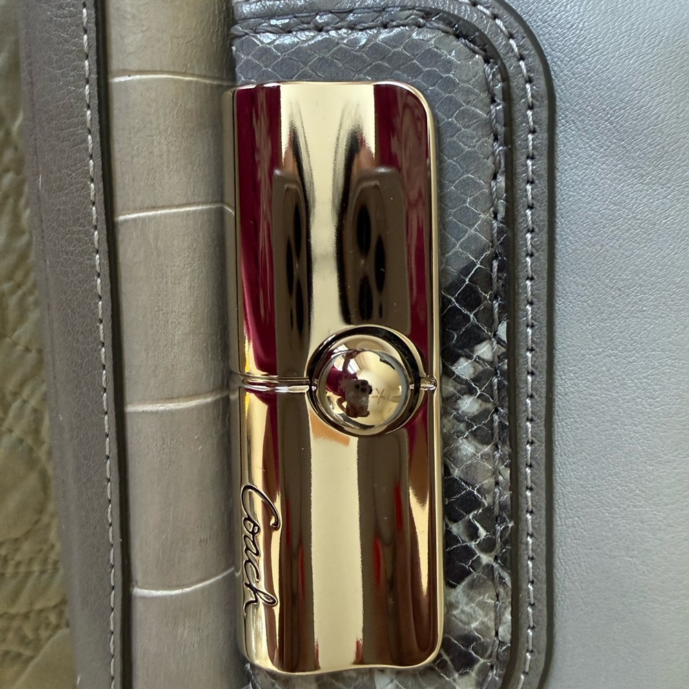 Coach limited edition Kristin bag with embossed leather almost NEW